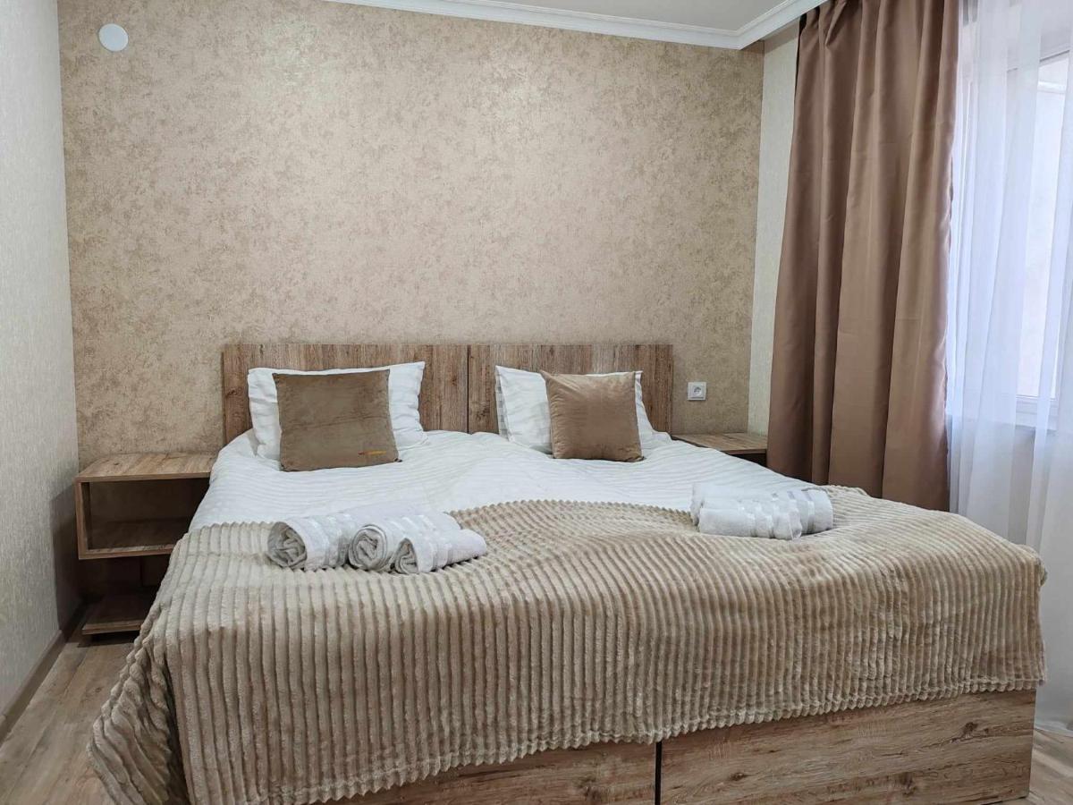 Hotel Sun House Yeghegnadzor Esterno foto