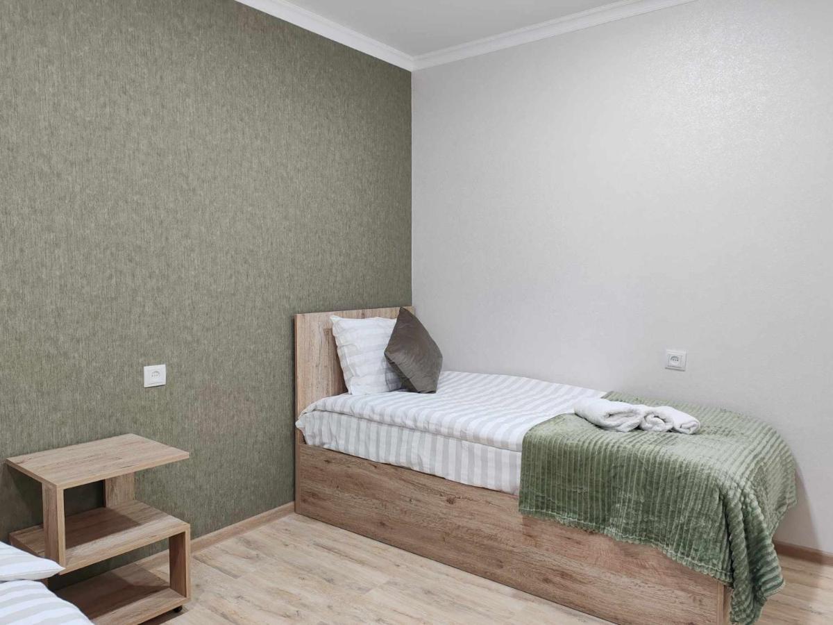 Hotel Sun House Yeghegnadzor Esterno foto