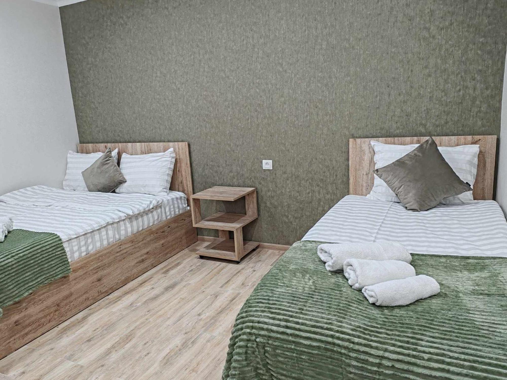 Hotel Sun House Yeghegnadzor Esterno foto