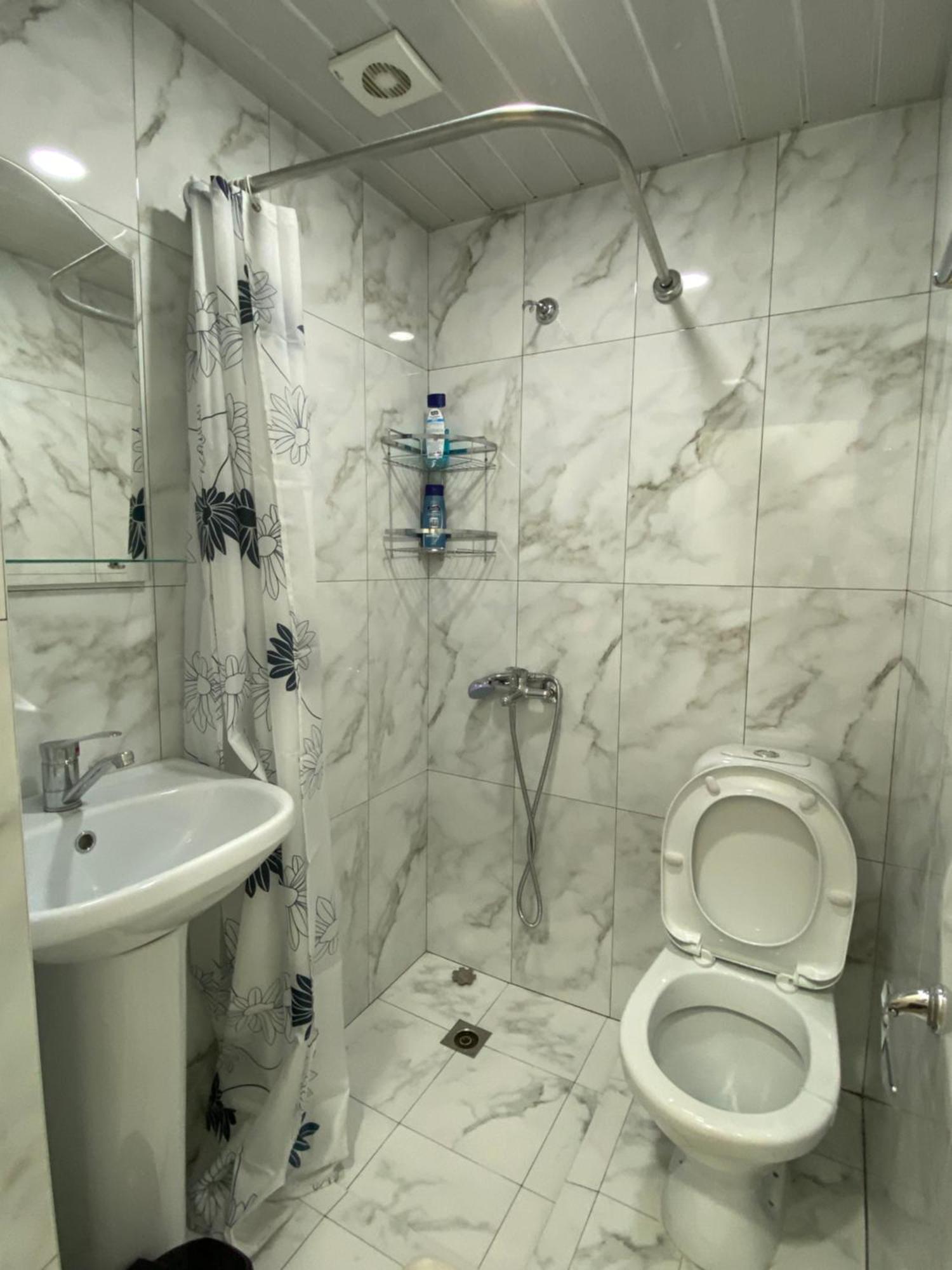 Hotel Sun House Yeghegnadzor Esterno foto