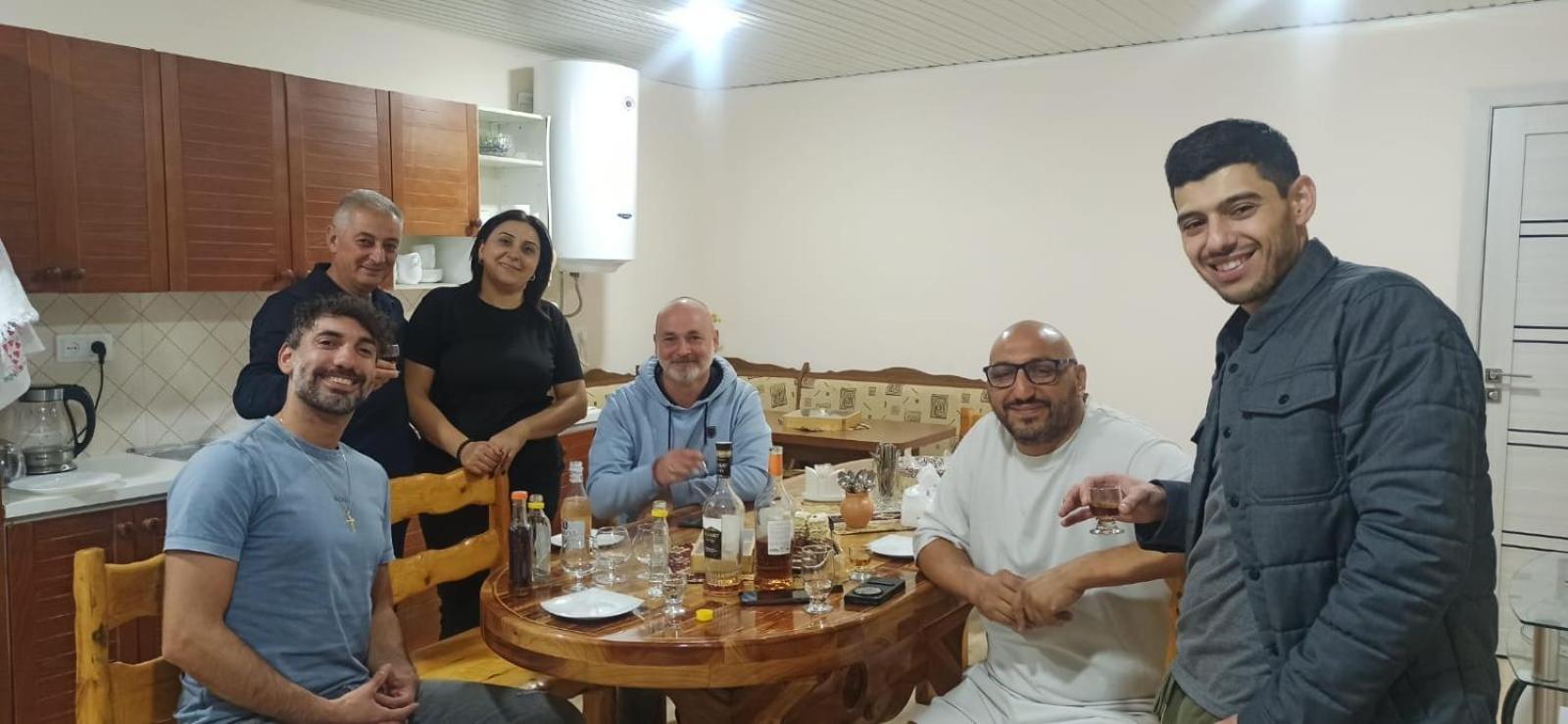 Hotel Sun House Yeghegnadzor Esterno foto